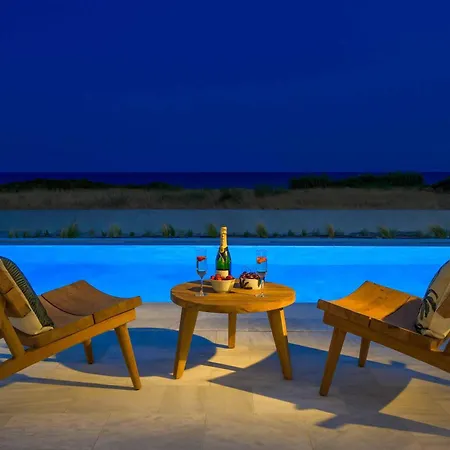 Seashore Villa *